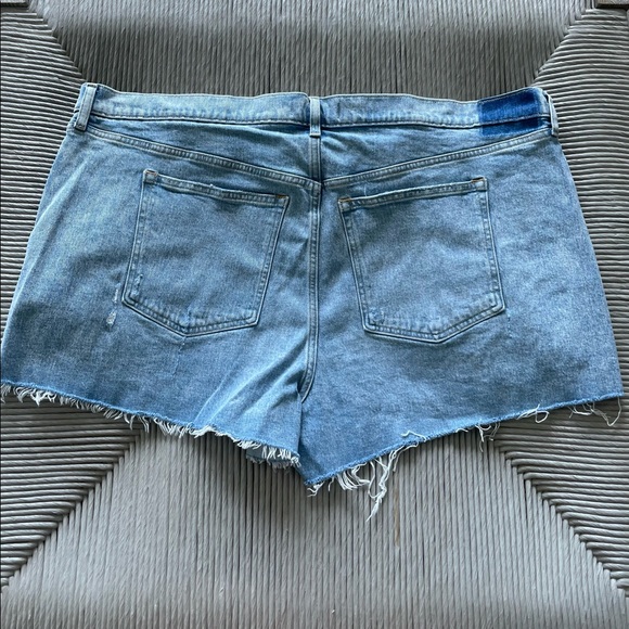 Abercrombie Mom Jean Shorts - Picture 2 of 5